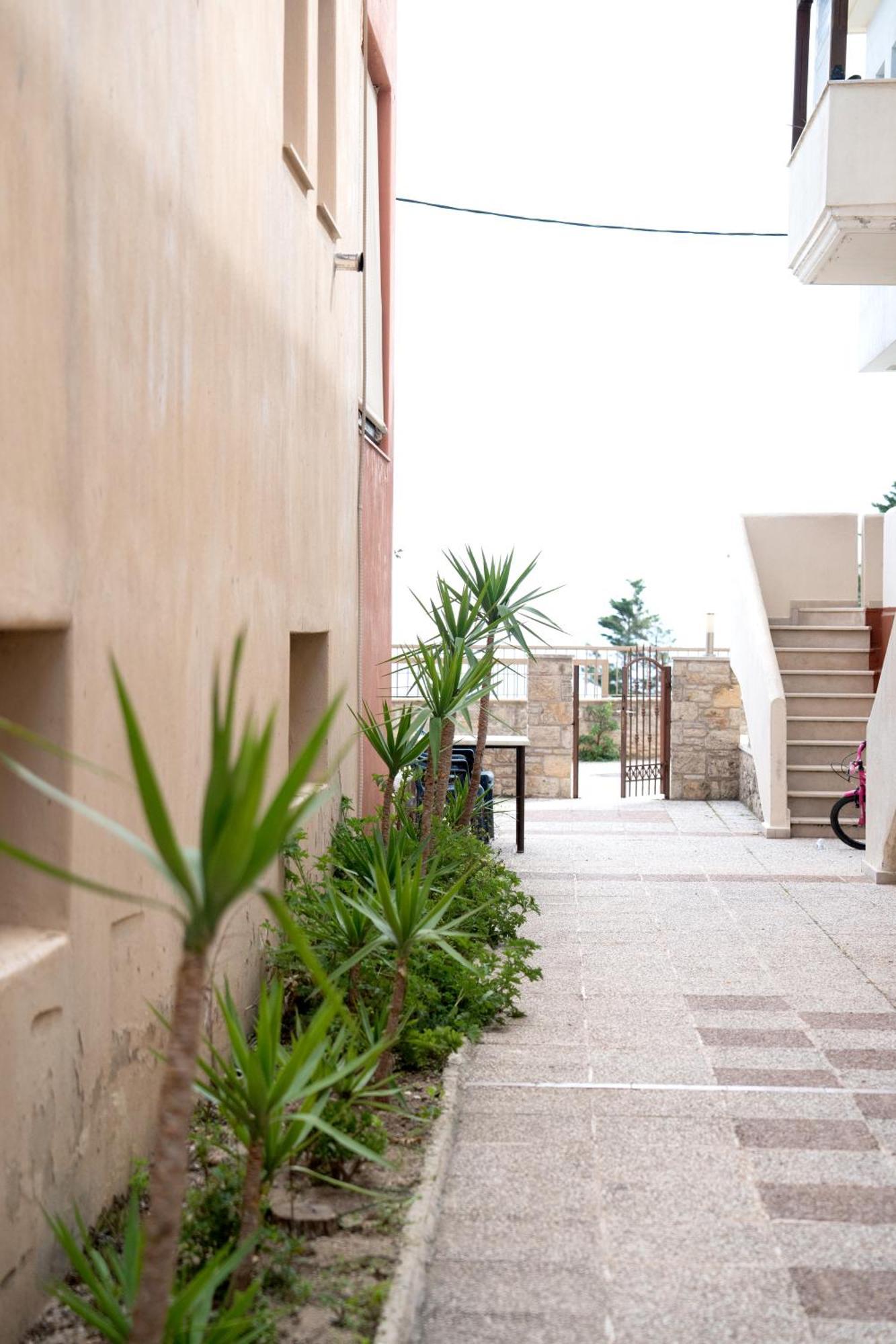 Artistic 1 Apartment 阿菲托斯 外观 照片